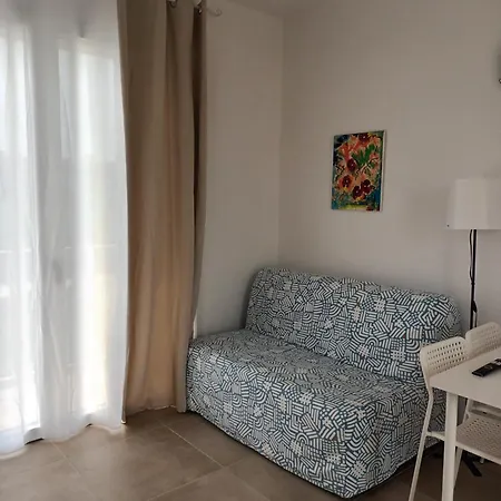 아파트 Bouganville B B &b